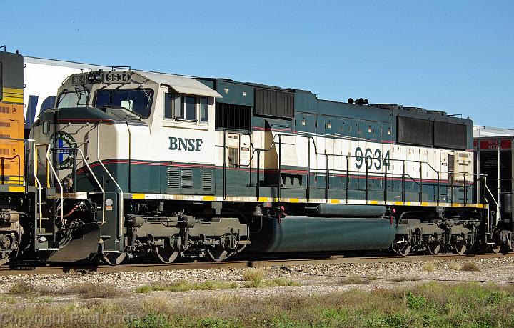 BNSF 9634 - SD70MAC.jpg